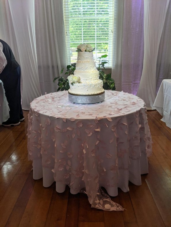Asheys wedding cake