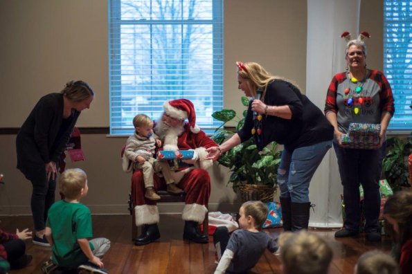 2023_Kids.XMas.Party_Final.068