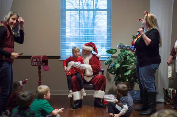 2023_Kids.XMas.Party_Final.073